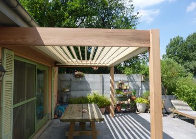 CSS Outdoor Living: Pergola en bois de cédre et aluminium